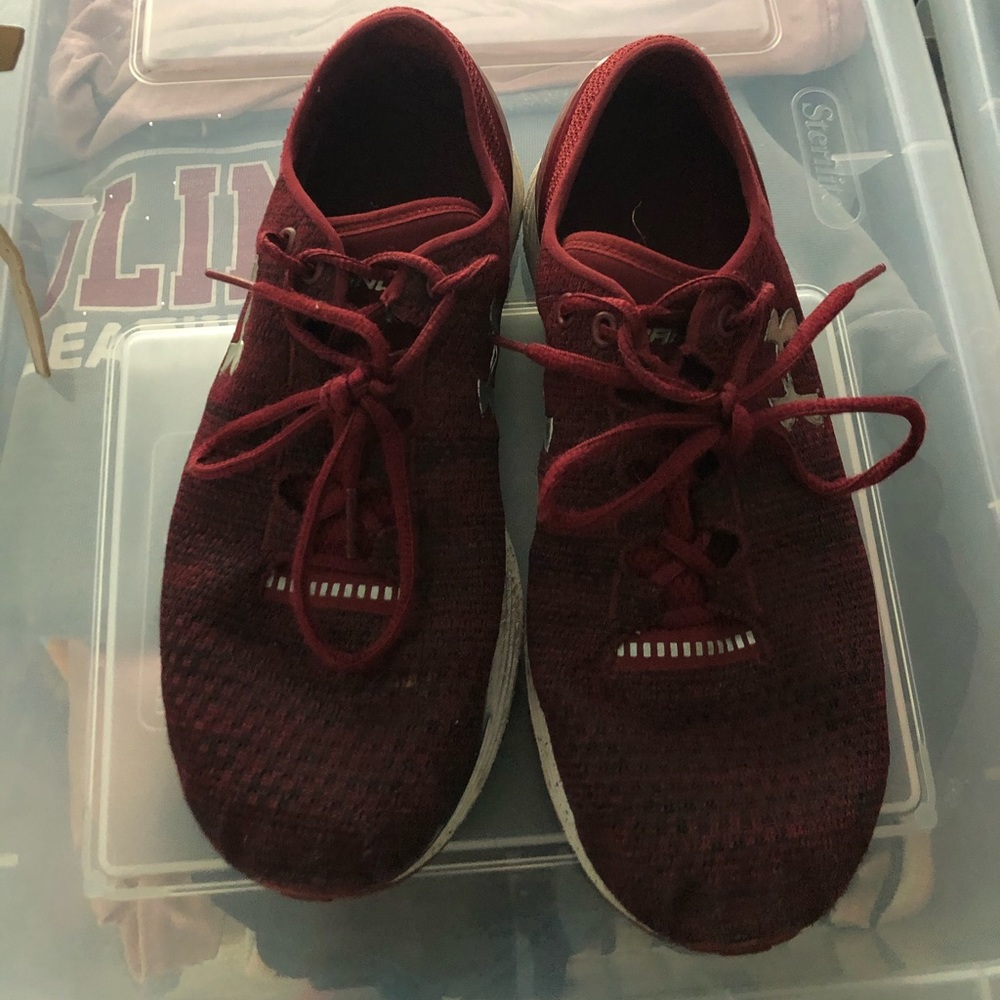 Running shoes